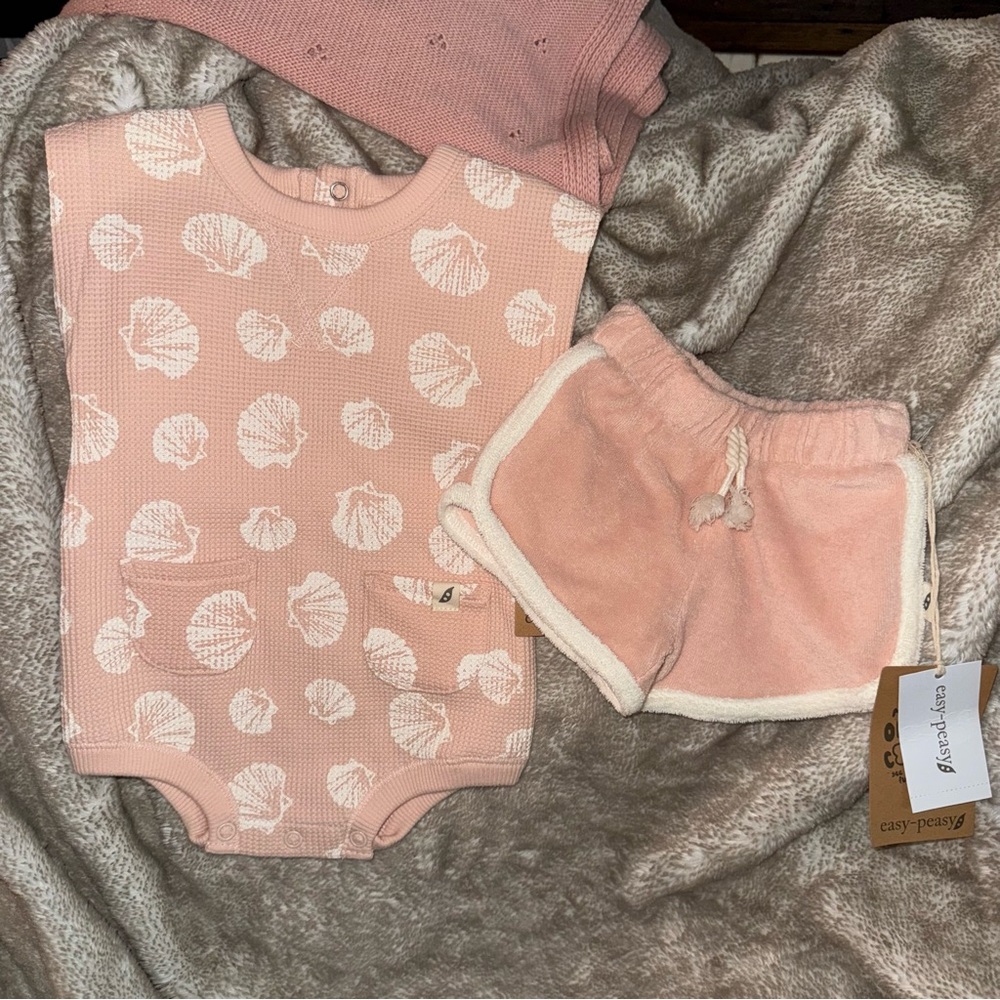 NWT Easy-Peasy Organic Pink Seashell Romper and Shorts Set 0-3m